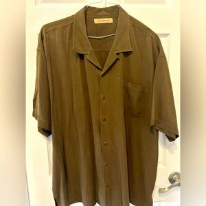 Tommy Bahama button down shirt in like new condition- size 2XL